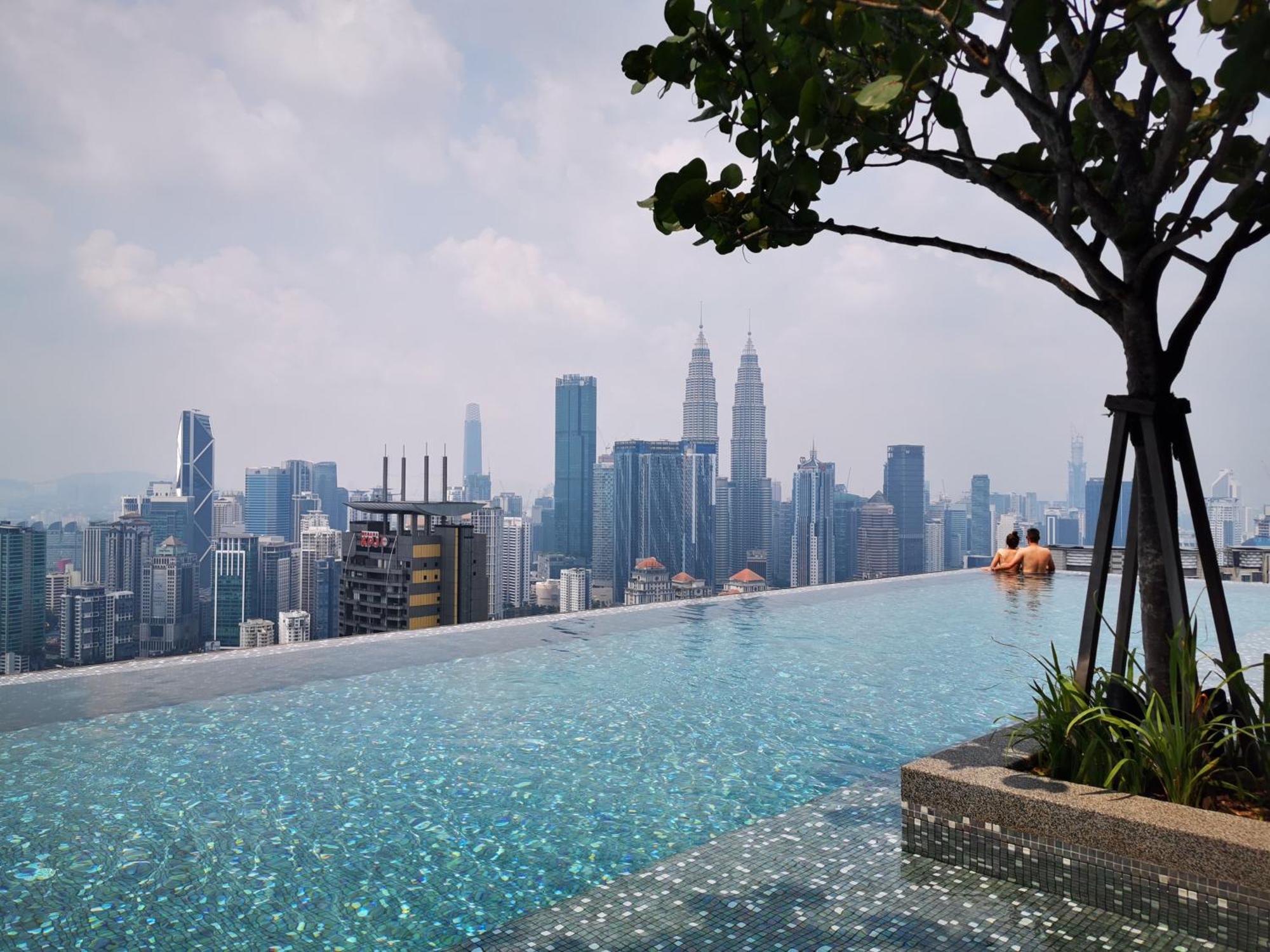 Expressionz Designer Suites Host By Aurora Premium Stay Kuala Lumpur Exteriör bild