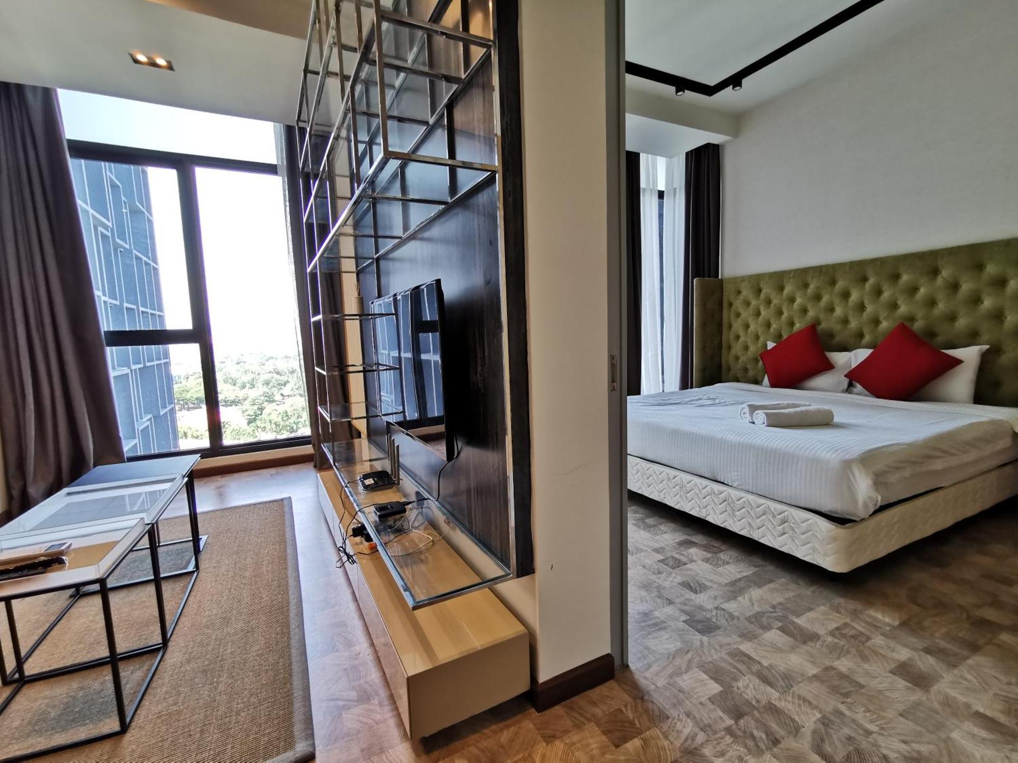 Expressionz Designer Suites Host By Aurora Premium Stay Kuala Lumpur Exteriör bild