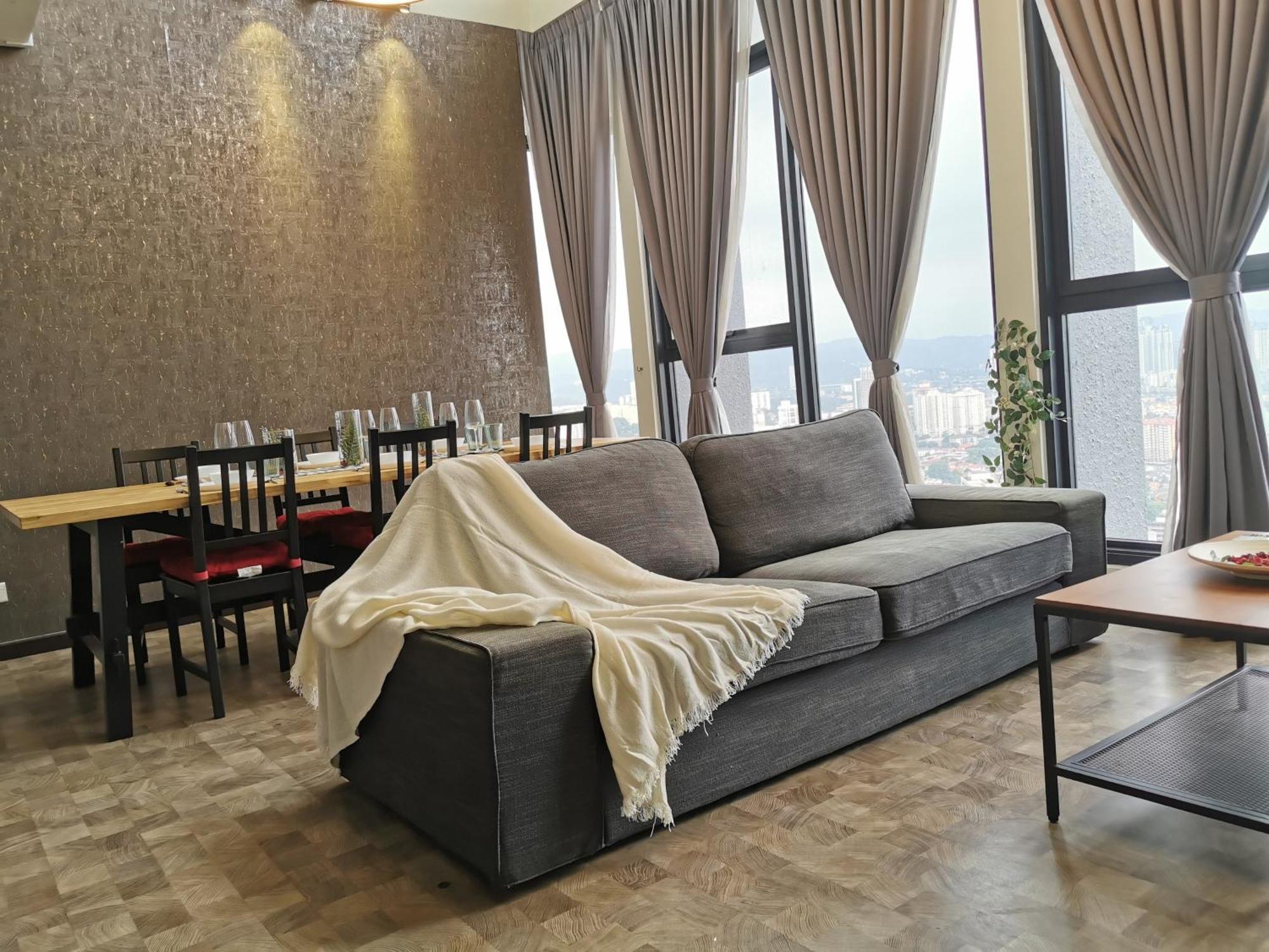Expressionz Designer Suites Host By Aurora Premium Stay Kuala Lumpur Exteriör bild